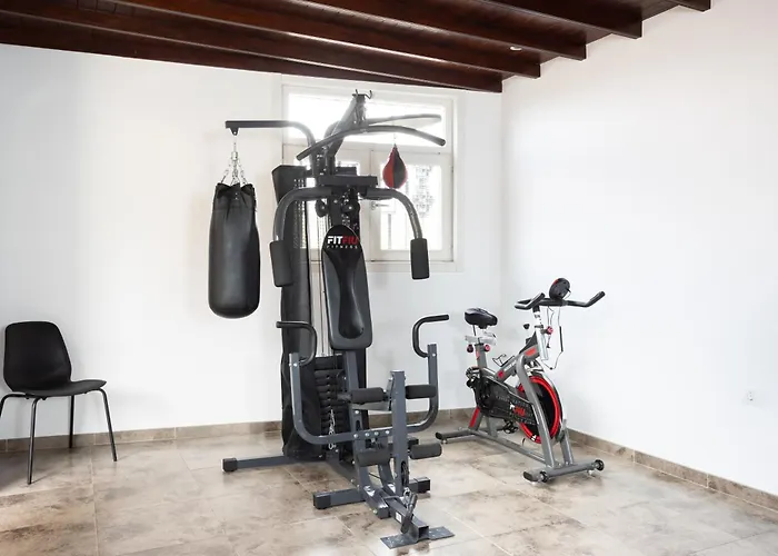 San Benito. Vivienda De Lujo Con Piscina Privada Villa