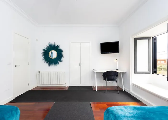 San Benito. Vivienda De Lujo Con Piscina Privada Villa