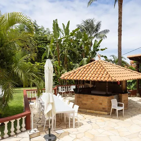 San Benito. Vivienda De Lujo Con Piscina Privada