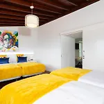 Villa San Benito. Vivienda De Lujo Con Piscina Privada *