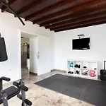 Villa San Benito. Vivienda De Lujo Con Piscina Privada