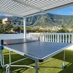 San Benito. Vivienda De Lujo Con Piscina Privada *