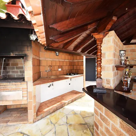San Benito. Vivienda De Lujo Con Piscina Privada ロス・レアレホス
