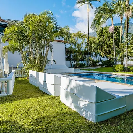 ヴィラ San Benito. Vivienda De Lujo Con Piscina Privada ロス・レアレホス