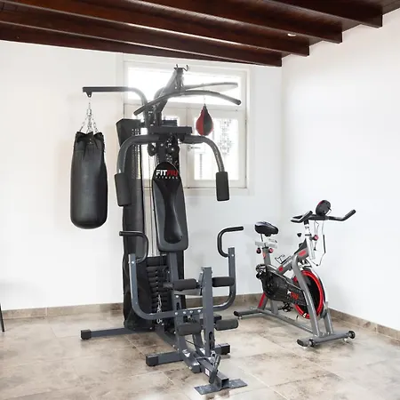 ヴィラ San Benito. Vivienda De Lujo Con Piscina Privada ロス・レアレホス