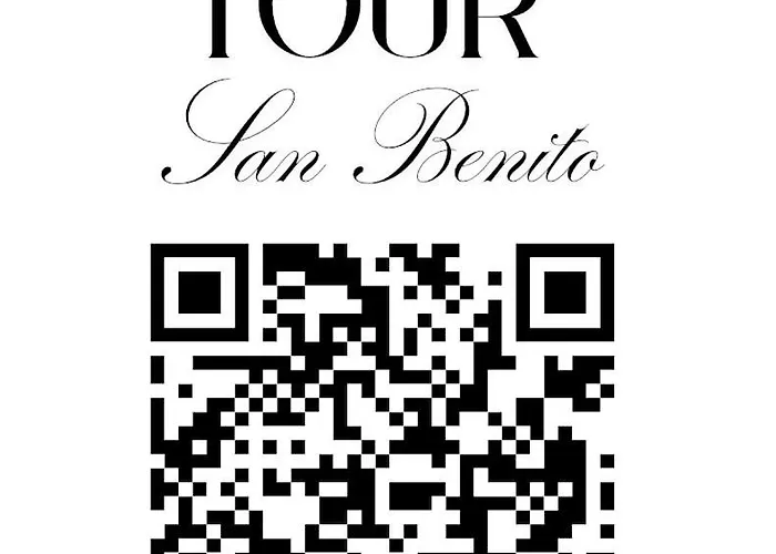 San Benito. Vivienda De Lujo Con Piscina Privada