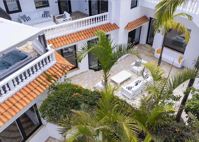 San Benito. Vivienda De Lujo Con Piscina Privada Los Realejos